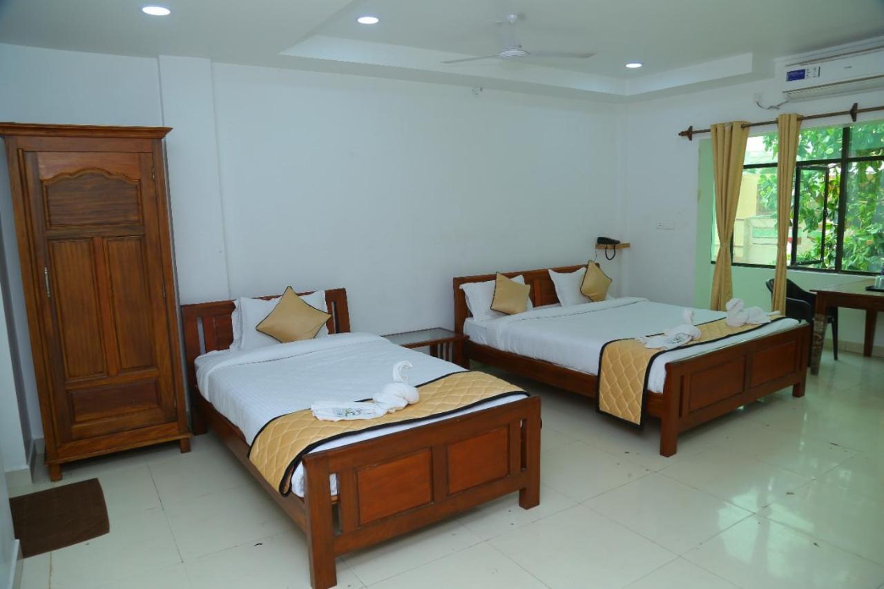 Finix Residency Pondicherry Exterior photo
