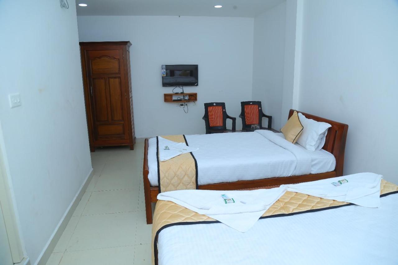 Finix Residency Pondicherry Exterior photo